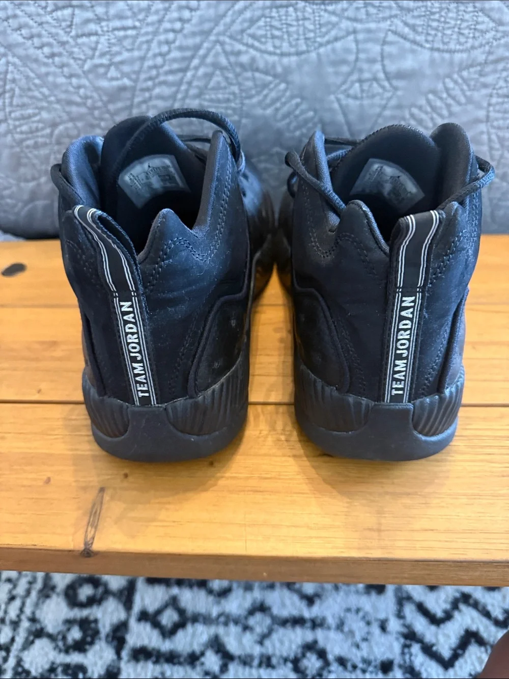 Jordan Men's Black Athletic Basketball Shoes with Subtle Metallic Logo
